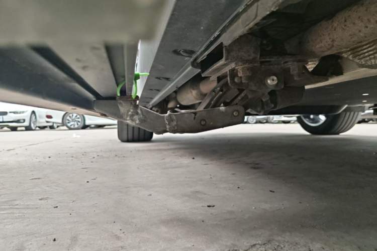 Used Li Auto L8 2023 Pro Model Right Side Sill