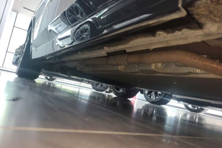 Used Li Auto L8 2023 Pro Model Right Side Sill