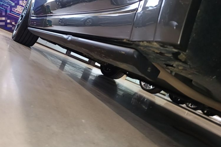 Used Li Auto L8 2023 Pro Model Right Side Sill