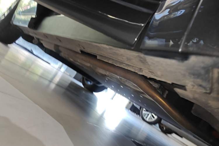 Used Li Auto L8 2023 Pro Model Right Side Sill
