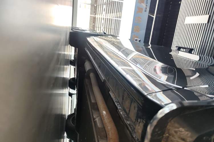 Used Li Auto L8 2023 Pro Model Right Side Sill