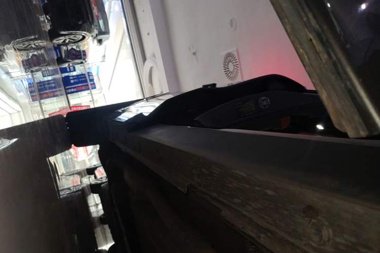 Used Li Auto L8 2023 Pro Model Right Side Sill
