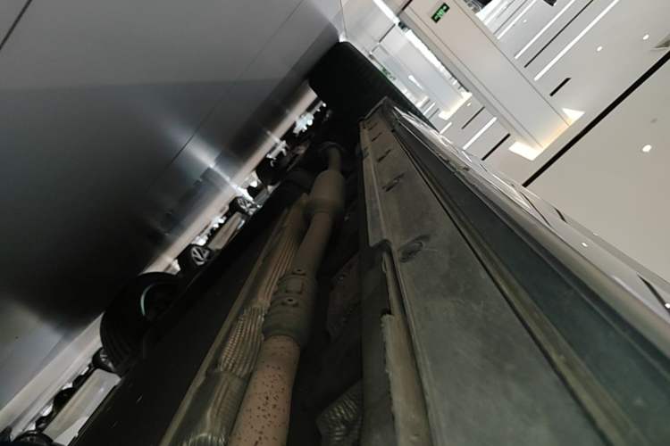 Used Li Auto L8 2023 Pro Model Right Side Sill