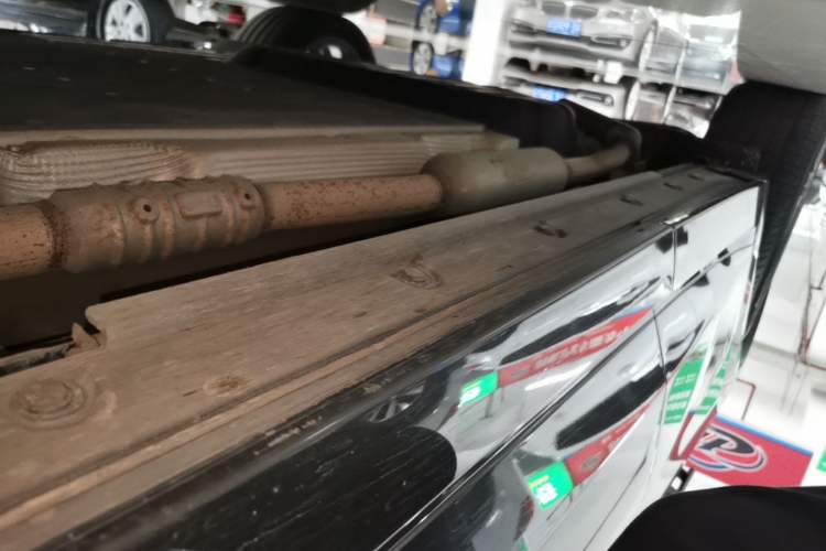 Used Li Auto L8 2023 Pro Model Right Side Sill