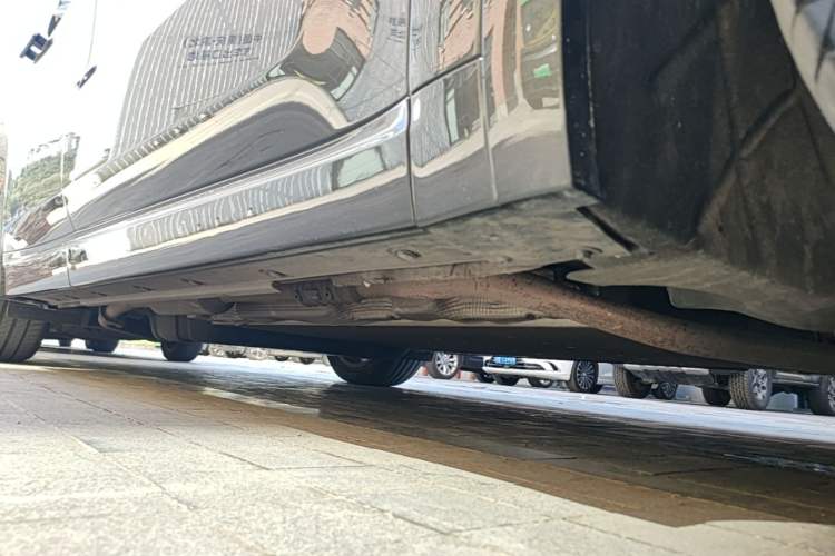 Used Li Auto L8 2023 Pro Model Right Side Sill
