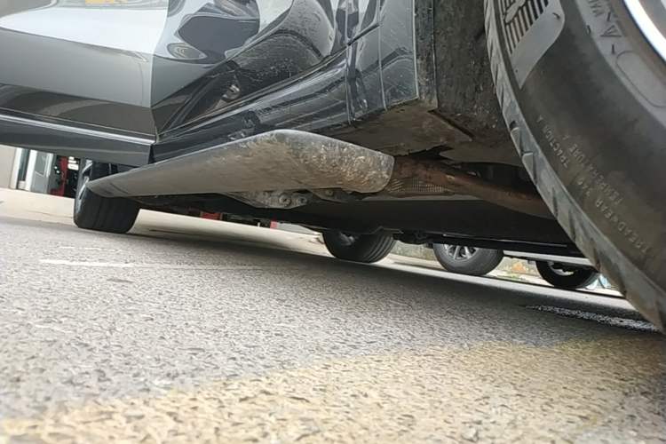 Used Li Auto L8 2023 Pro Model Right Side Sill