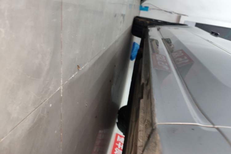 Used Li Auto L8 2023 Pro Model Right Side Sill
