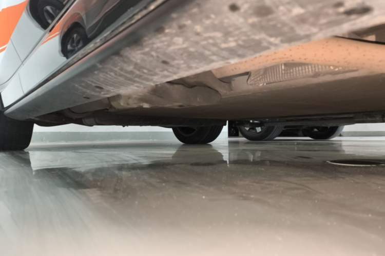 Used Li Auto L8 2023 Pro Model Right Side Sill