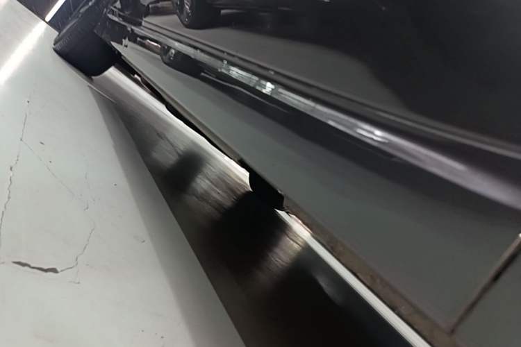 Used Li Auto L8 2023 Pro Model Right Side Sill