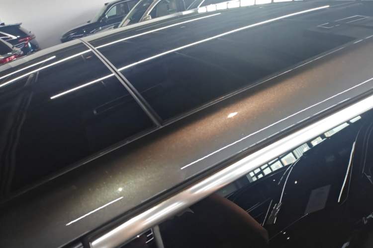 Used Li Auto L8 2023 Pro Model Roof
