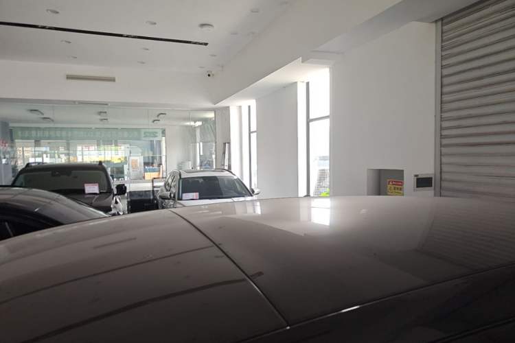 Used Li Auto L8 2023 Pro Model Roof