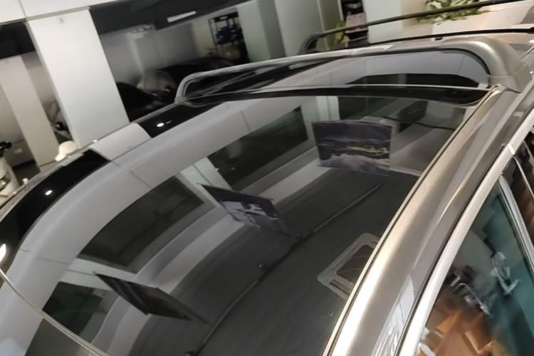 Used Li Auto L8 2023 Pro Model Roof