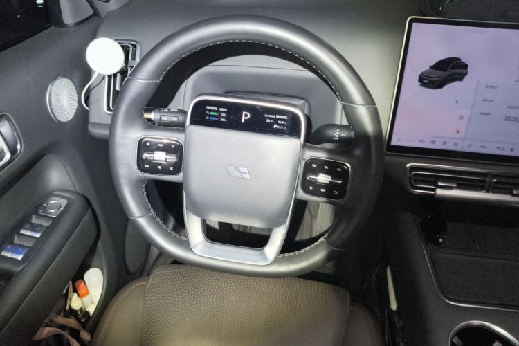 Used Li Auto L8 2023 Pro Model Steering Wheel