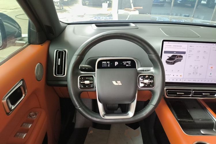 Used Li Auto L8 2023 Pro Model Steering Wheel