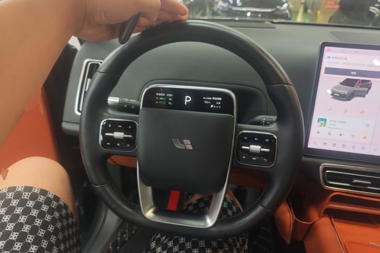 Used Li Auto L8 2023 Pro Model Steering Wheel