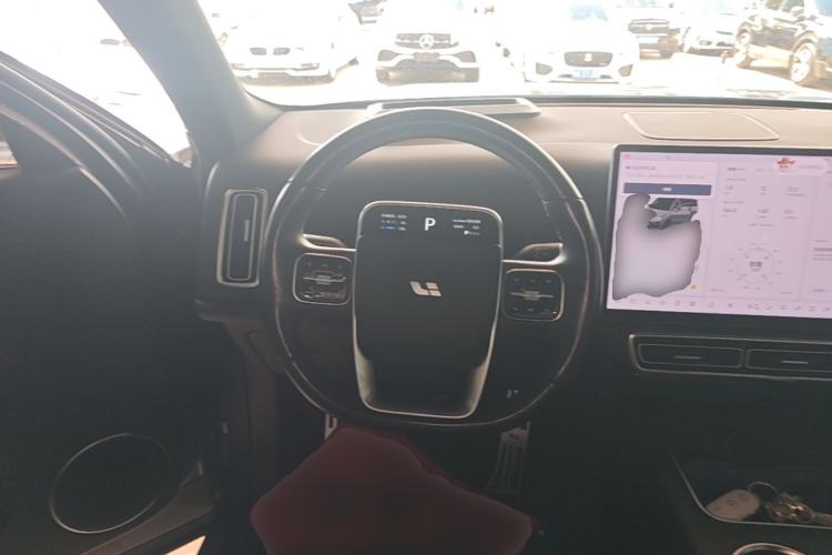 Used Li Auto L8 2023 Pro Model Steering Wheel