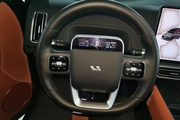 Used Li Auto L8 2023 Pro Model Steering Wheel