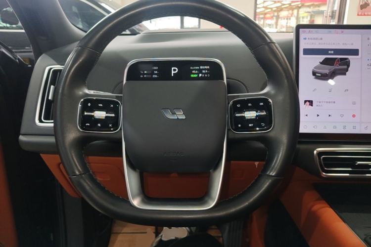 Used Li Auto L8 2023 Pro Model Steering Wheel