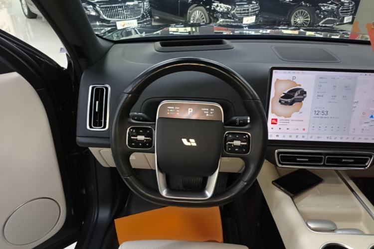 Used Li Auto L8 2023 Pro Model Steering Wheel