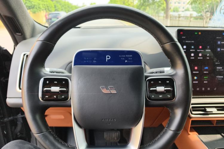 Used Li Auto L8 2023 Pro Model Steering Wheel
