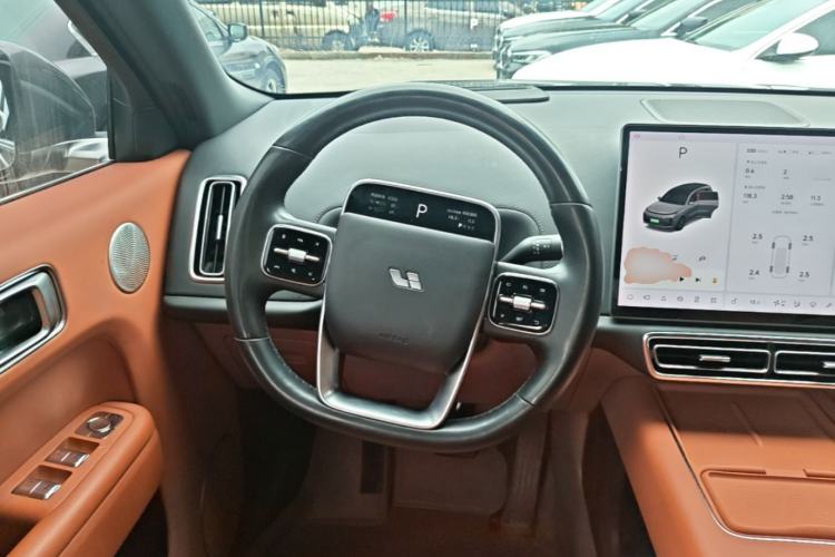 Used Li Auto L8 2023 Pro Model Steering Wheel