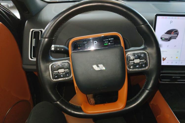 Used Li Auto L8 2023 Pro Model Steering Wheel