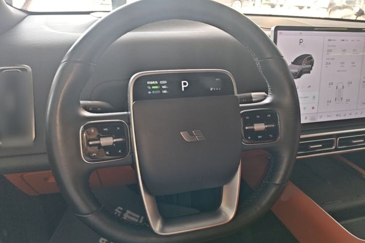 Used Li Auto L8 2023 Pro Model Steering Wheel