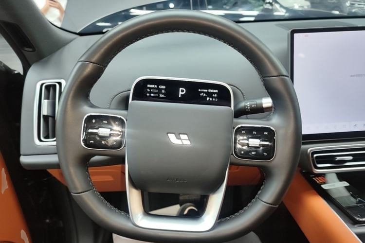 Used Li Auto L8 2023 Pro Model Steering Wheel
