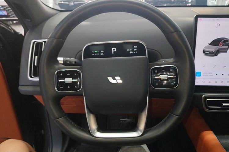 Used Li Auto L8 2023 Pro Model Steering Wheel