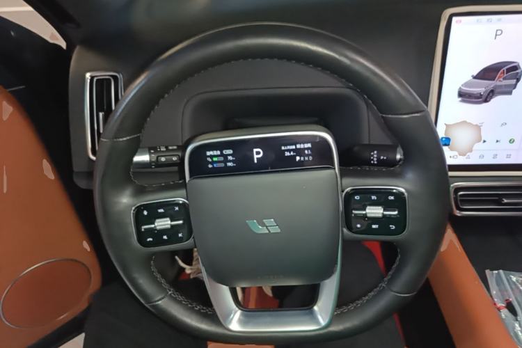 Used Li Auto L8 2023 Pro Model Steering Wheel