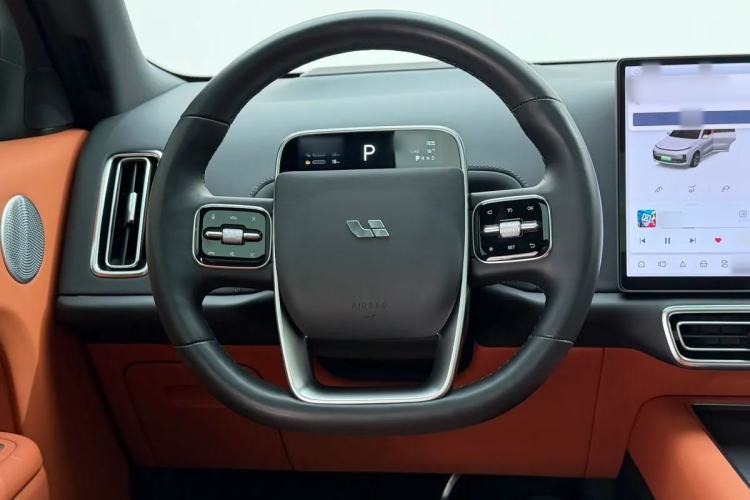 Used Li Auto L8 2023 Pro Model Steering Wheel