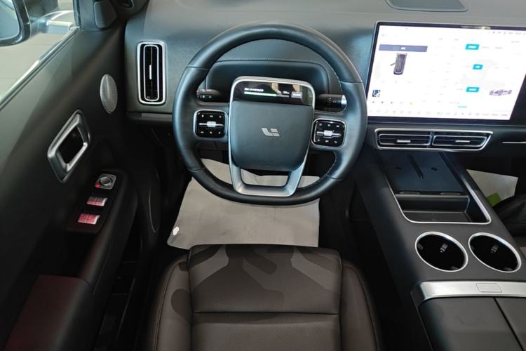 Used Li Auto L8 2023 Pro Model Steering Wheel