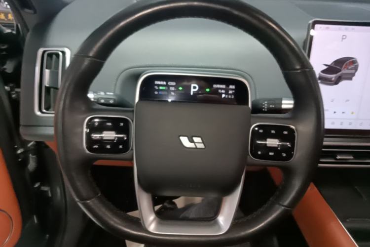 Used Li Auto L8 2023 Pro Model Steering Wheel