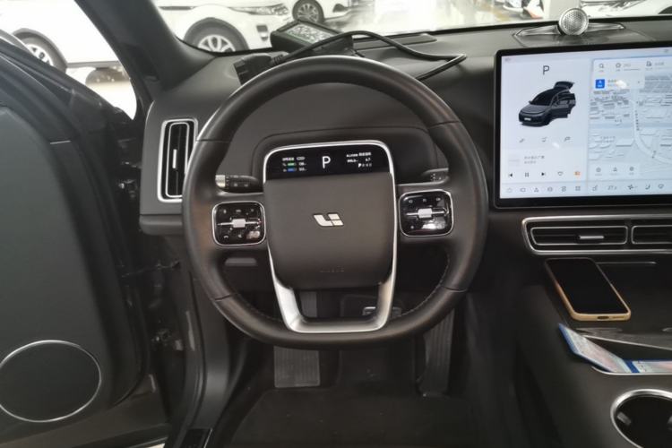 Used Li Auto L8 2023 Pro Model Steering Wheel
