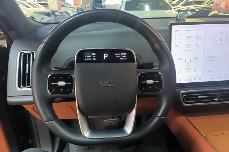 Used Li Auto L8 2023 Pro Model Steering Wheel