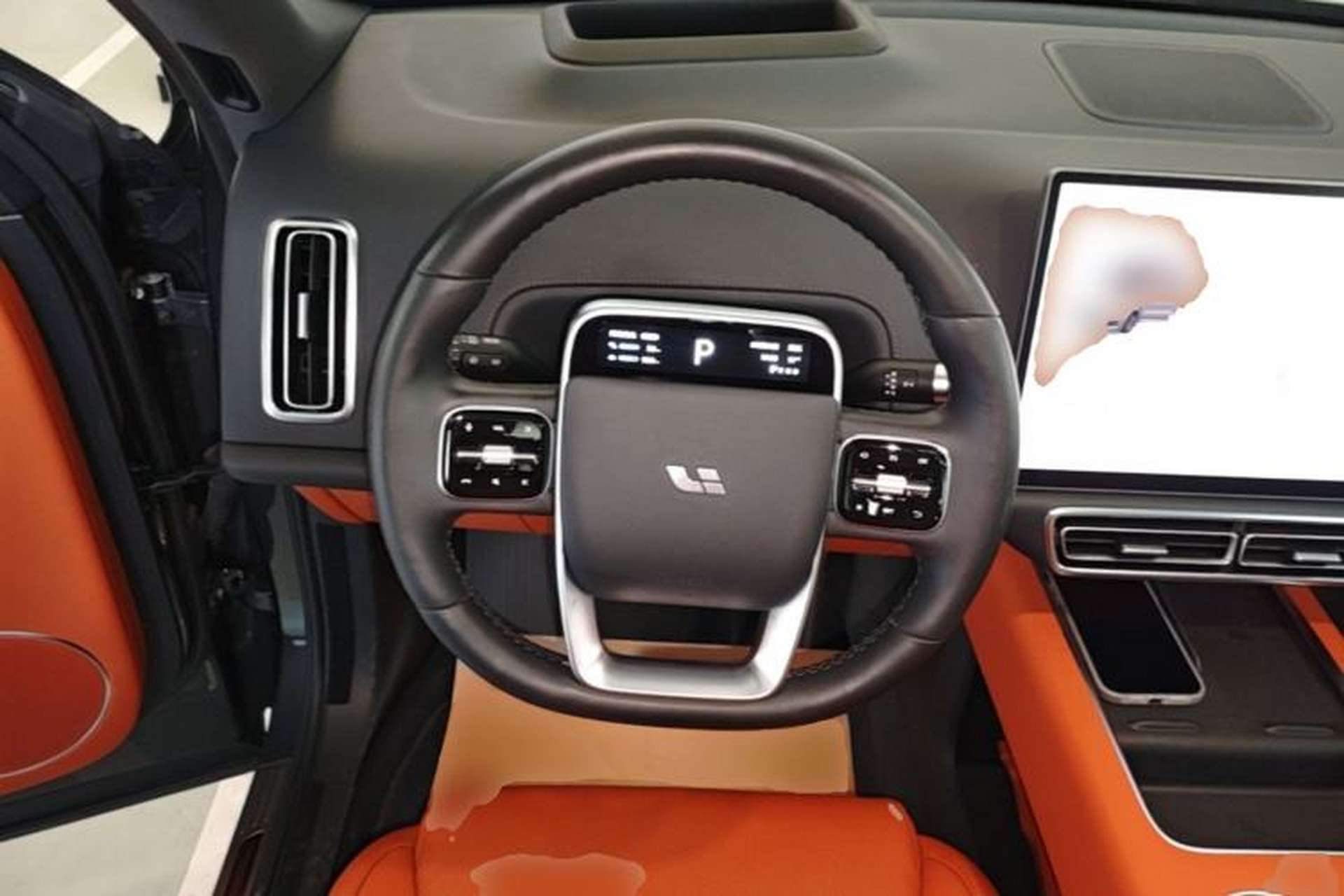 Used Li Auto L8 2023 Pro Model Steering Wheel