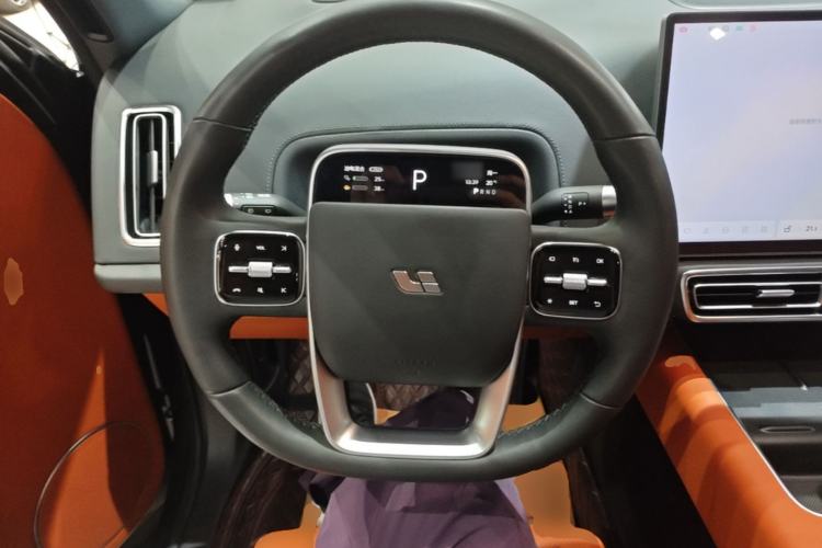 Used Li Auto L8 2023 Pro Model Steering Wheel