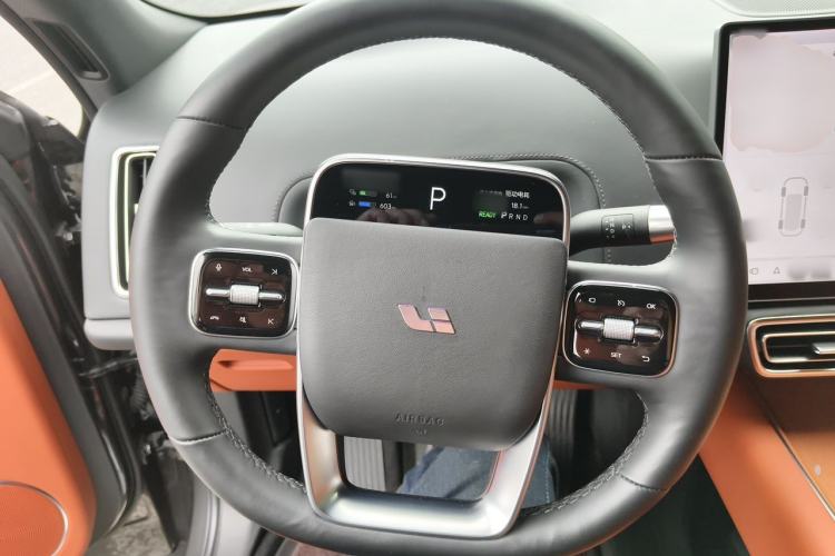Used Li Auto L8 2023 Pro Model Steering Wheel