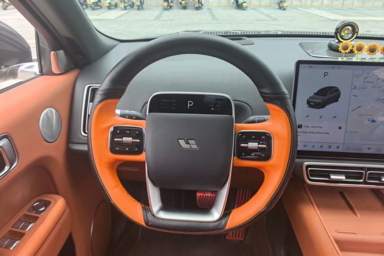 Used Li Auto L8 2023 Pro Model Steering Wheel