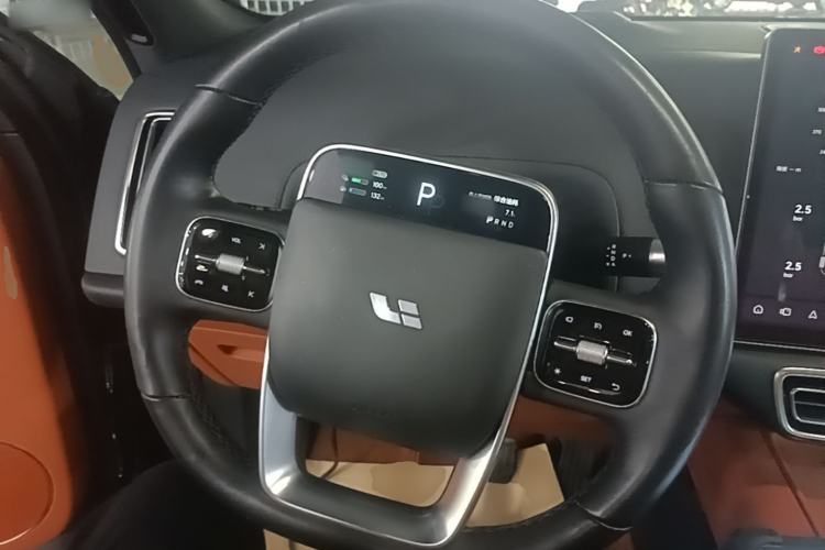 Used Li Auto L8 2023 Pro Model Steering Wheel