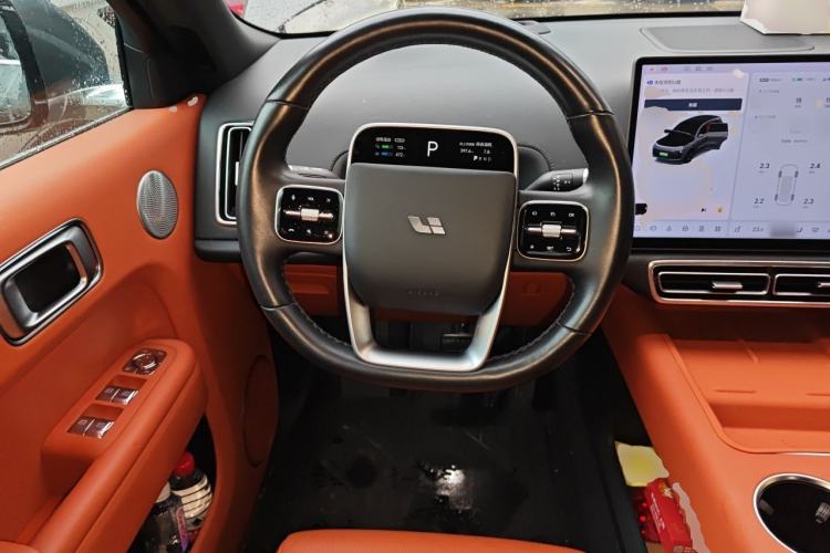 Used Li Auto L8 2023 Pro Model Steering Wheel