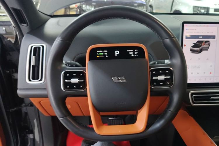 Used Li Auto L8 2023 Pro Model Steering Wheel