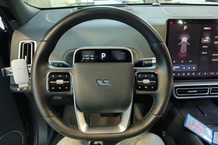 Used Li Auto L8 2023 Pro Model Steering Wheel