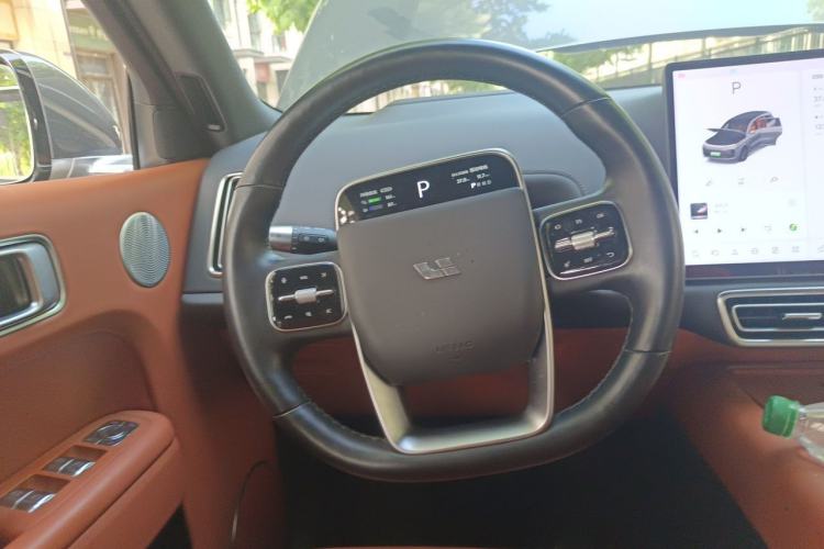 Used Li Auto L8 2023 Pro Model Steering Wheel