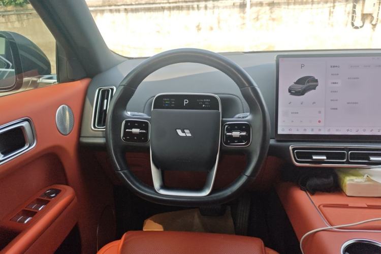 Used Li Auto L8 2023 Pro Model Steering Wheel