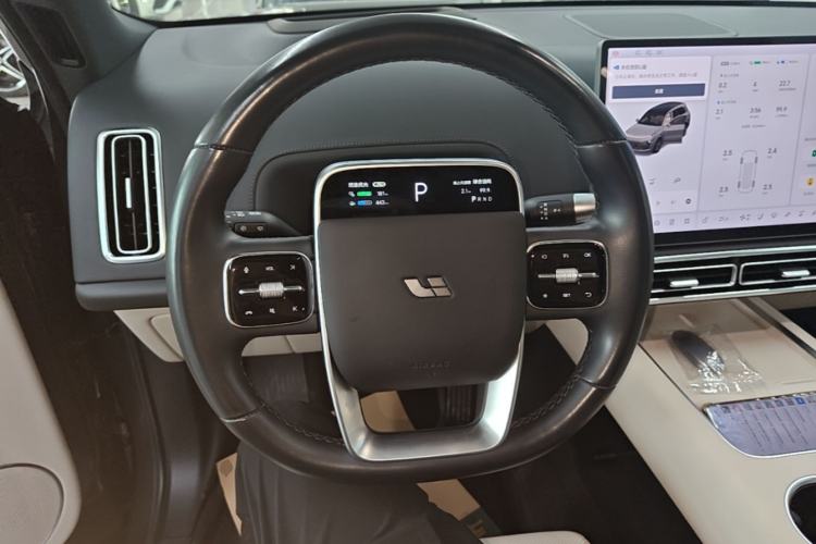 Used Li Auto L8 2023 Pro Model Steering Wheel
