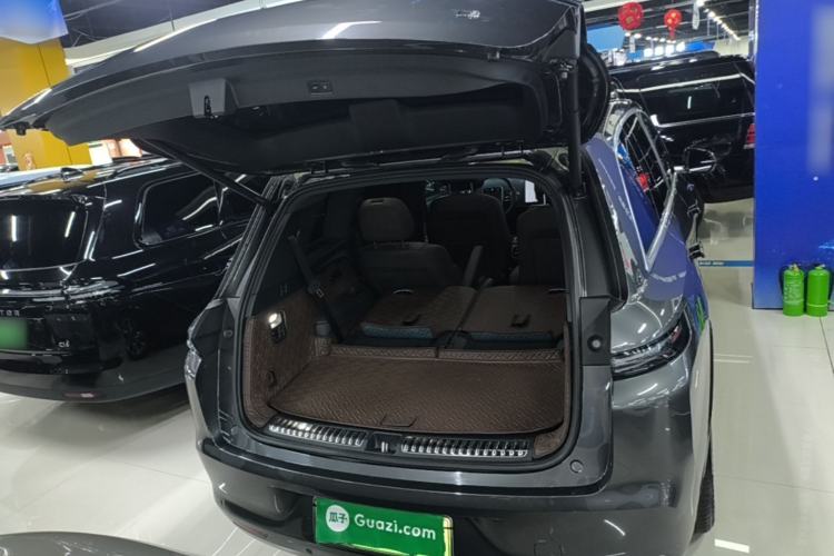 Used Li Auto L8 2023 Pro Model Trunk