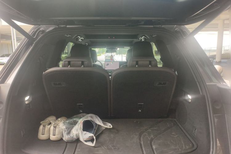Used Li Auto L8 2023 Air model Trunk