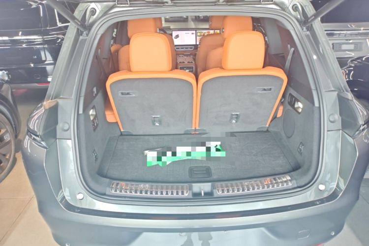 Used Li Auto L8 2023 Pro Model Trunk