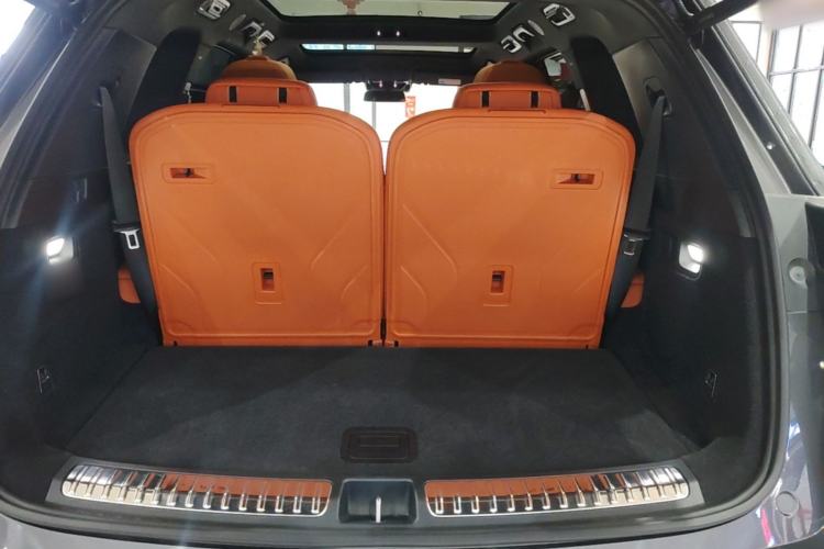 Used Li Auto L8 2023 Pro Model Trunk